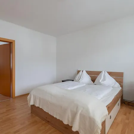 Farawayhomes Leoben #a10 Apartment